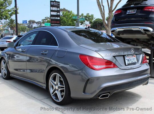 2015 *Mercedes-Benz* *CLA *4dr Sedan CLA 250