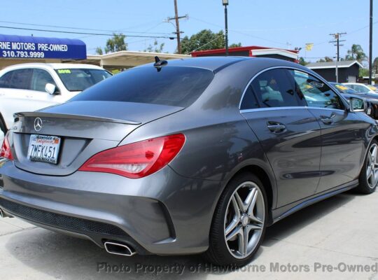 2015 *Mercedes-Benz* *CLA *4dr Sedan CLA 250