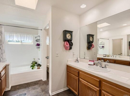 $1,200,000 / 3br – Welcome to your dream home in Irvine!