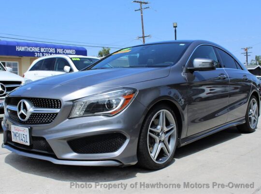 2015 *Mercedes-Benz* *CLA *4dr Sedan CLA 250